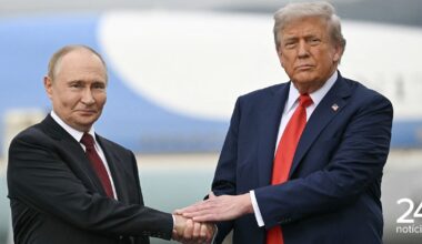 Trump, alinhado com Putin, quer destroçar a União Europeia - Opinião