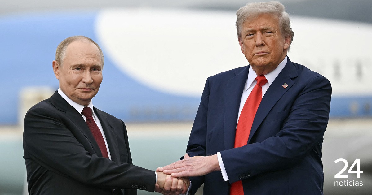 Trump, alinhado com Putin, quer destroçar a União Europeia - Opinião