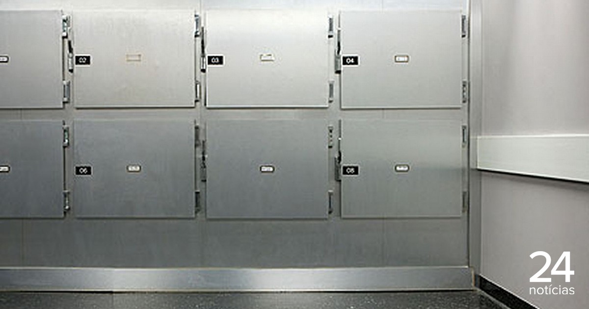 Hospital de Glasgow crema corpo errado após troca na morgue - Atualidade