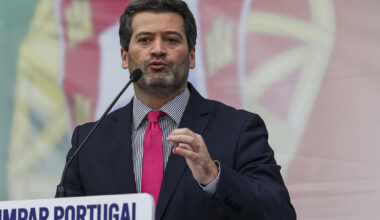 Ventura desafia adversários a divulgar lista de donativos para campanha