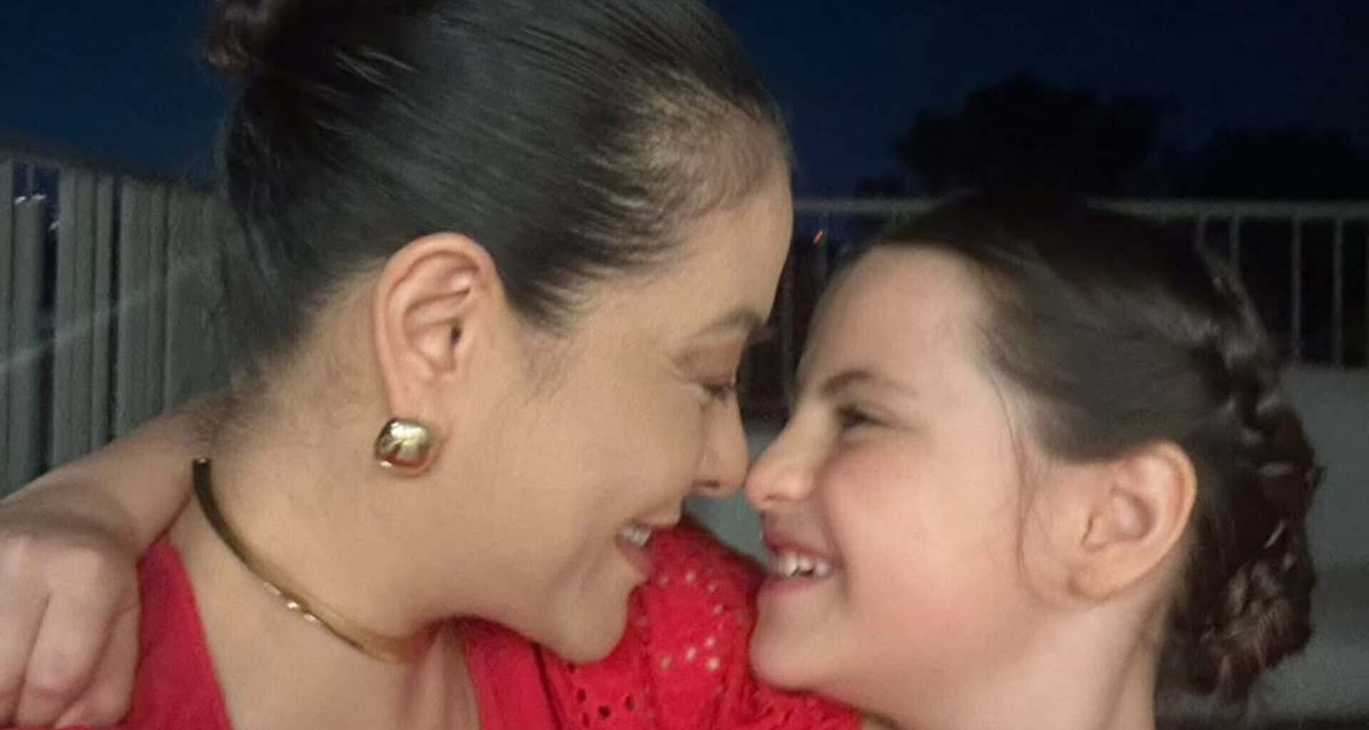 Li Martins mostra Natal com a filha