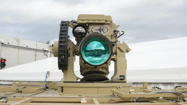Imagem sistema Laser Iron Beam de Israel contra drones