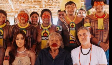 Em gravação com indígenas, Luciano Huck proíbe celular e roupa