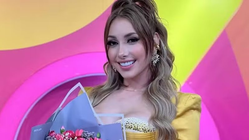 Miss e apresentadora de TV morre aos 28 anos após documentar batalha contra doença nas redes