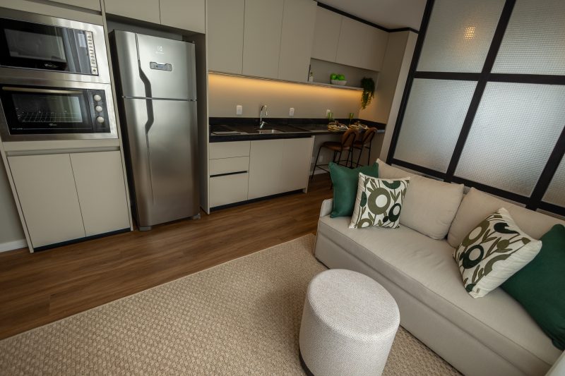 Modelos de rentabilidade projetada e imóveis contemporâneos prontos para short e long stay - Divulgação: Samart/ND