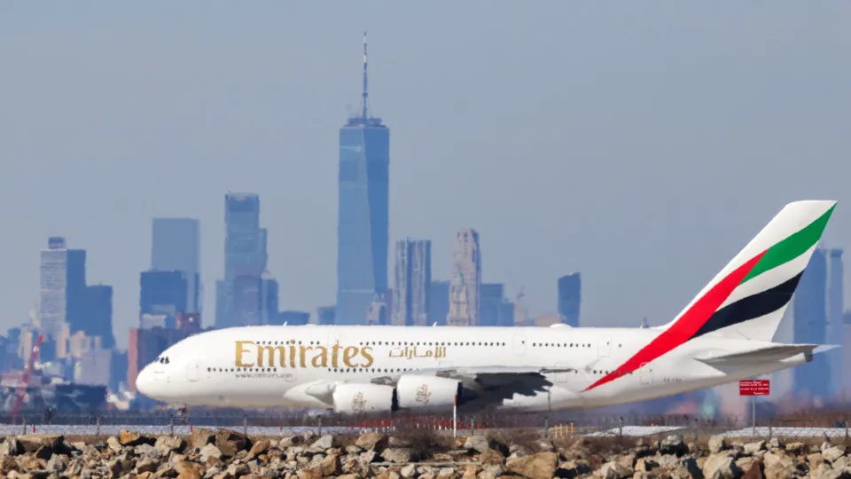 Piloto de Airbus A380 e controlador discutem nos EUA: "Seja menos rude"