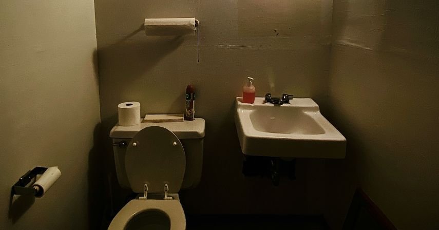 Morte - Mãe de famosa atriz encontrada sem vida na casa de banho