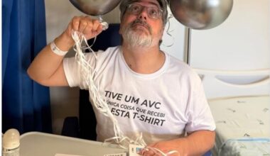 Siga-nos no Google News