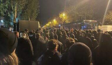 400 adeptos fazem espera à equipa depois de sexta derrota seguida