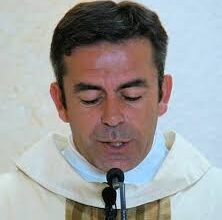 Padre e &lsquo;namorada&rsquo; condenados a pris&atilde;o por desviar quase 800 mil euros de institui&ccedil;&otilde;es