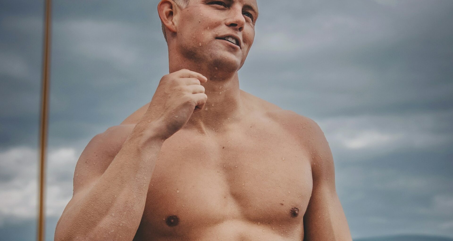 Sono e dieta podem aumentar os níveis de testosterona naturalmente; especialistas explicam