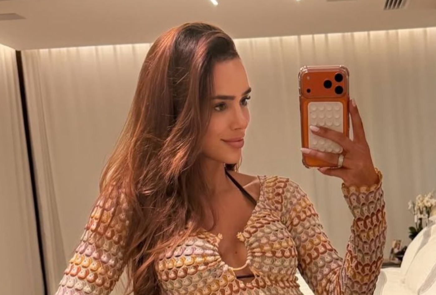 Bruna Biancardi aposta em saída de praia elegante e exibe silhueta definida - Globo