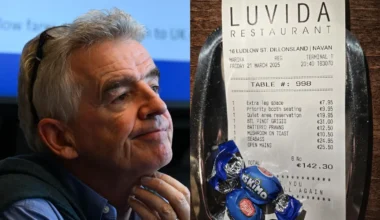 CEO da Ryanair foi a um restaurante na Irlanda e cobraram-lhe "espaço para as pernas"