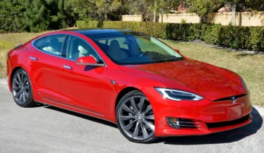 Carros usados da Tesla são os menos fiáveis, diz a CR USA