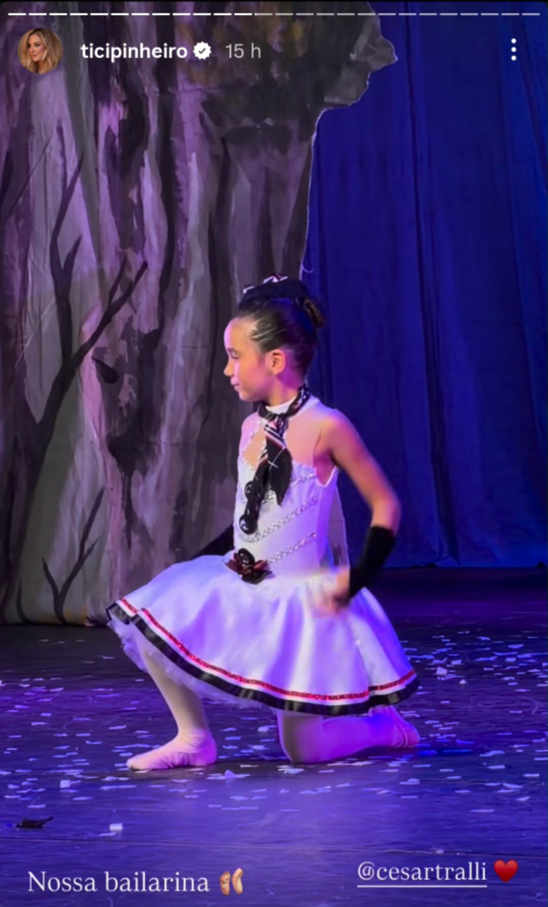Ticiane Pinheiro prestigia a filha em apresentação de balé - Foto: @ticipinheiro