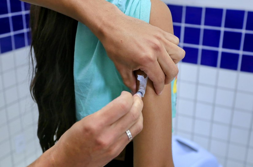 Vacina+ percorre 82 municípios e analisa quase 10 mil cadernetas de vacinação em 2025