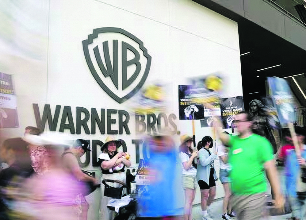 Paramount faz proposta hostil de 108 mil milhões de dólares para adquirir Warner Bros