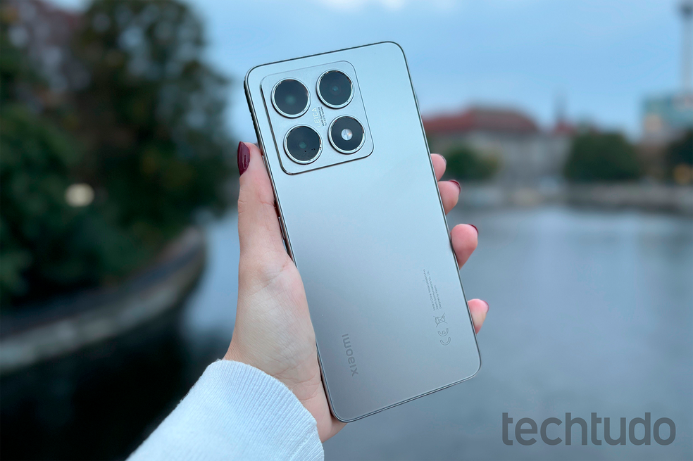 Xiaomi 14T entrega tela de boa qualidade e hardware potente — Foto: Ana Letícia Loubak/TechTudo