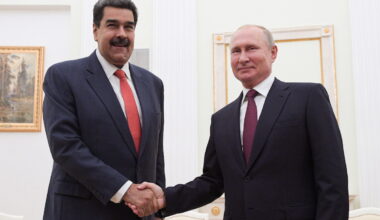 Porque é que Putin se manteve em silêncio sobre a deposição de Maduro na Venezuela?