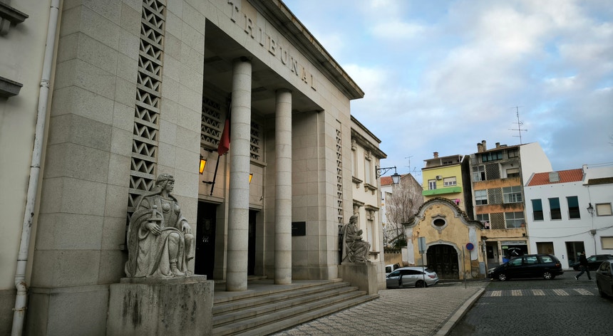 Tribunal de Beja condena nove pessoas por tráfico de imigrantes no Alentejo