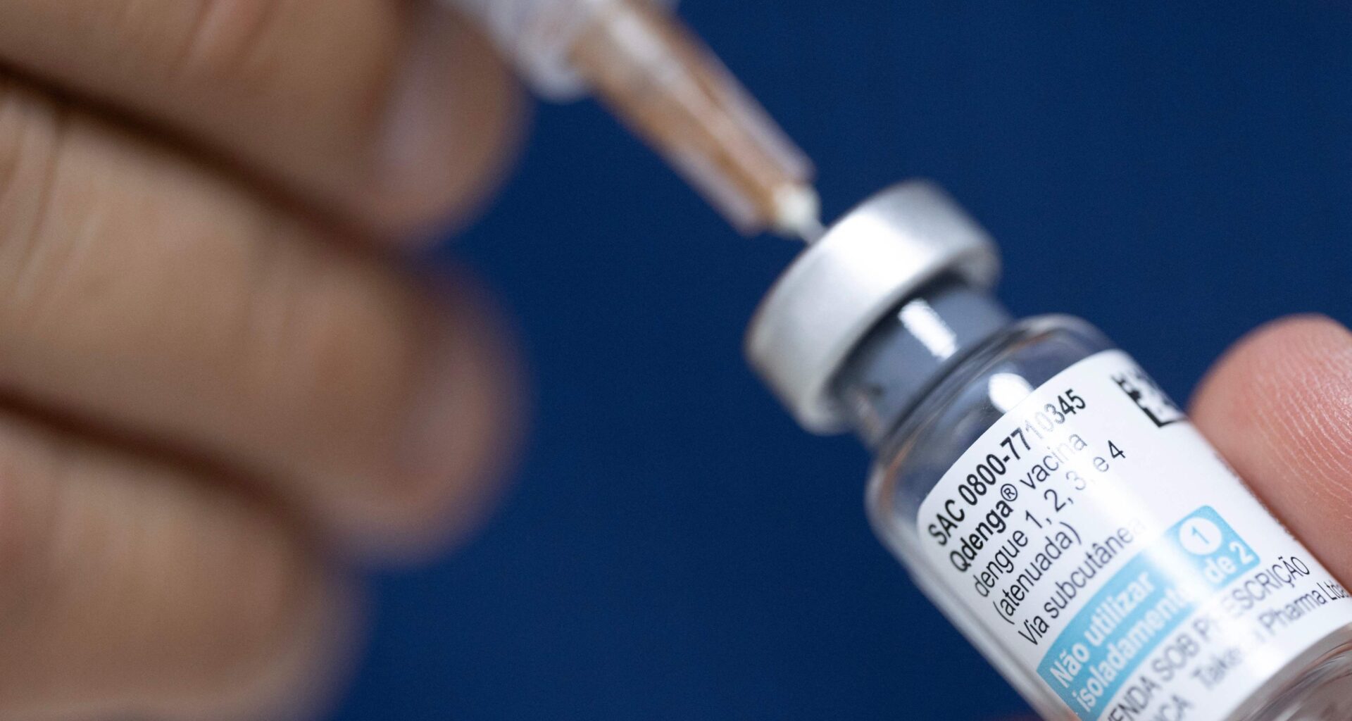 Ministério da Saúde planeja ampliar vacinação em adolescentes com a QDenga neste mês