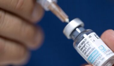 Ministério da Saúde planeja ampliar vacinação em adolescentes com a QDenga neste mês