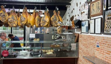 Só pagas 10 euros neste tasco "tipicamente português com os melhores petiscos e vinhos do país"