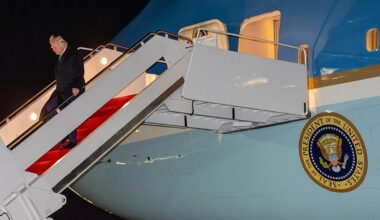 Trump diz que pode ter de escolher entre a NATO e a Gronelândia