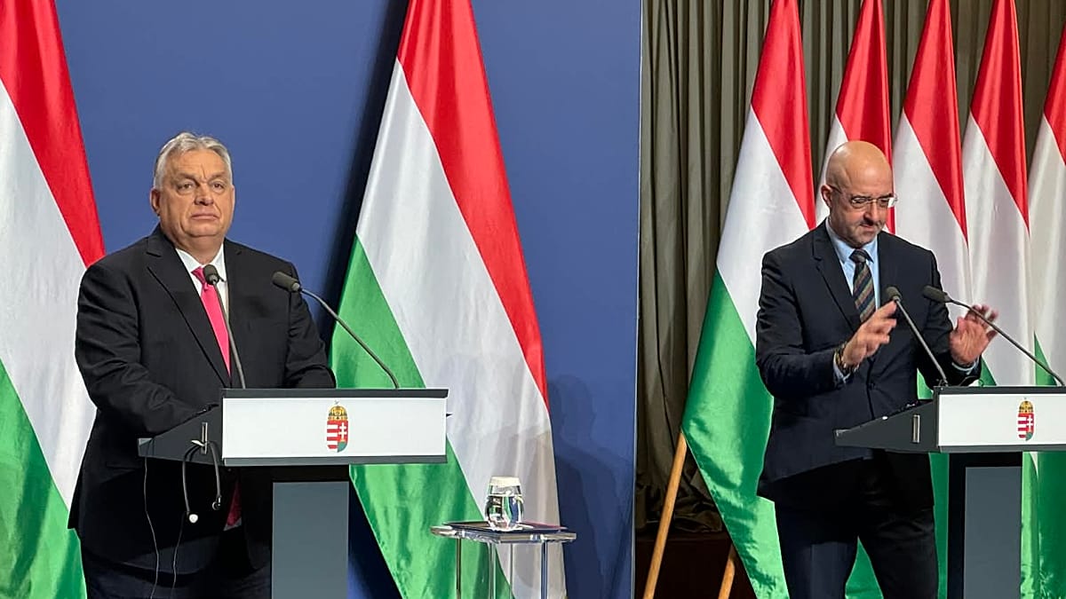 Orbán: "Não vamos sair da UE, ela vai desmoronar-se por si própria"
