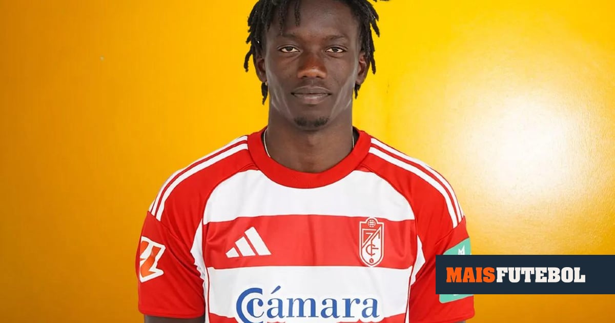 Sporting avança por Souleymane Faye