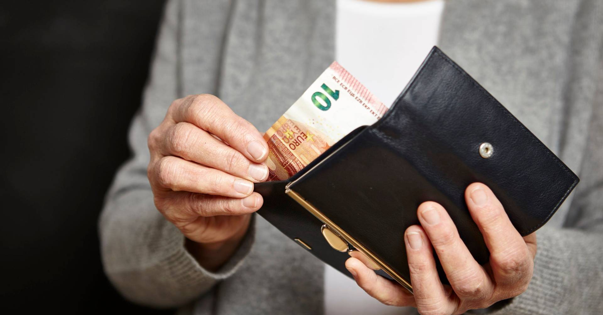 Novo ano traz mexidas na carteira: confira a lista de bens e serviços