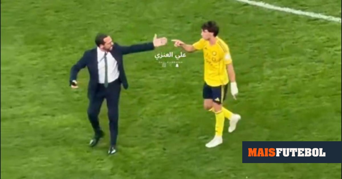VÍDEO: João Félix e Rui Pedro Braz «pegam-se» após o Al Ahli-Al Nassr