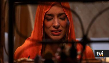 Exclusivo «A Protegida»: Aruna faz um altar, mas Virgílio destrói tudo - Novelas