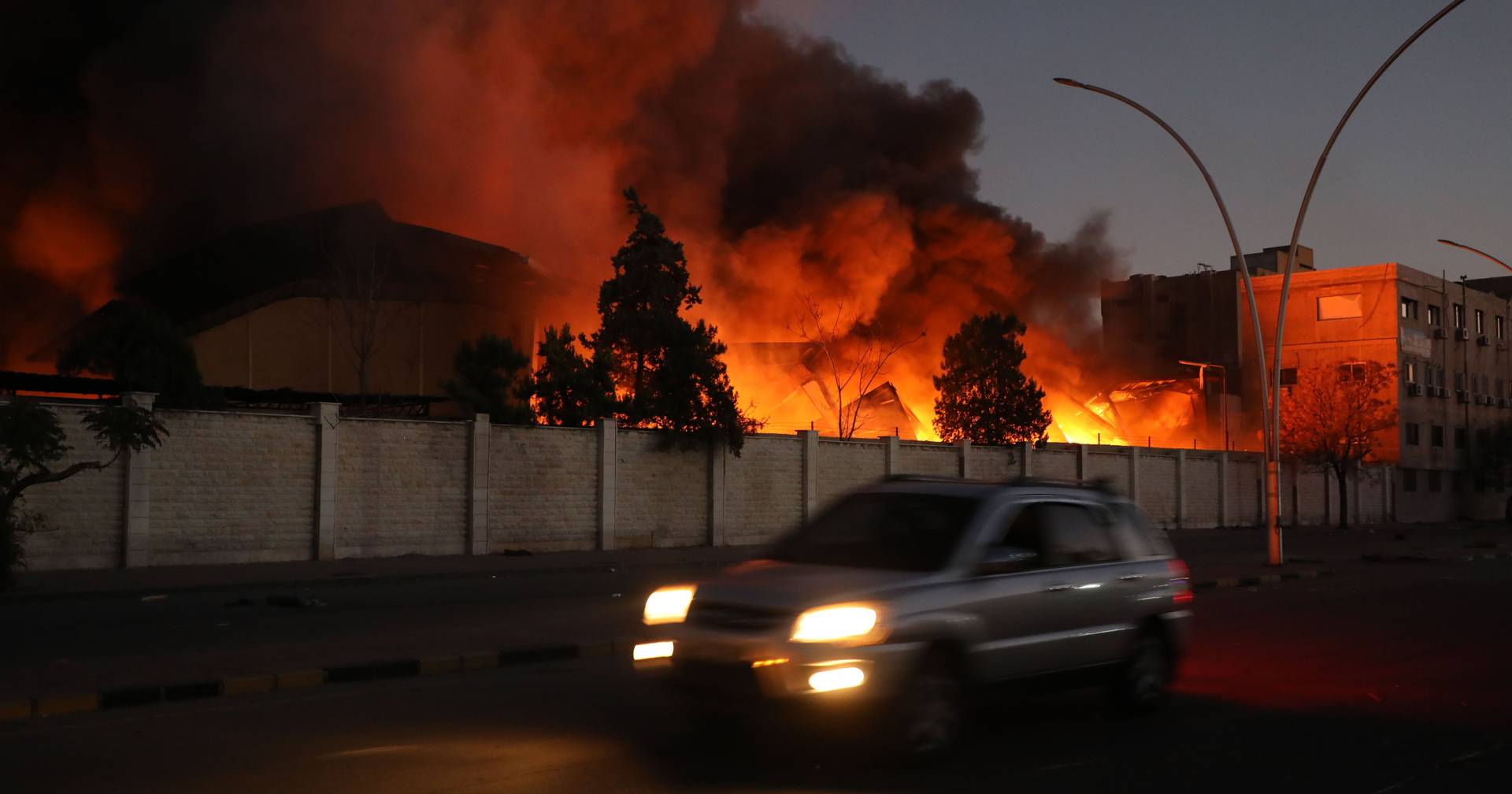 Reino Unido e França lançam ataques aéreos contra o Daesh na Síria