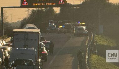 Trânsito reaberto na A1 na zona de Santarém após despiste que faz um ferido grave