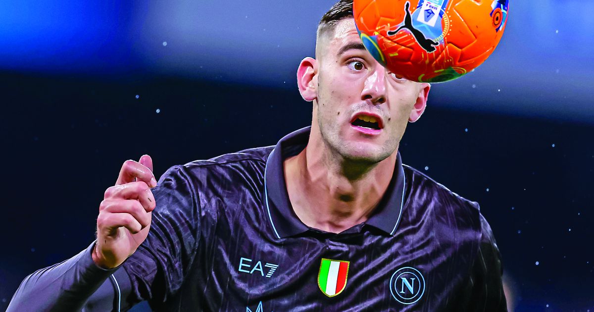 Benfica negoceia Lucca com o Nápoles