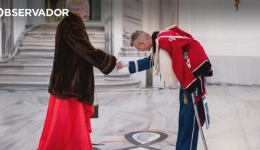 A tiara que reforça o vínculo dinamarquês à Gronelândia – Observador