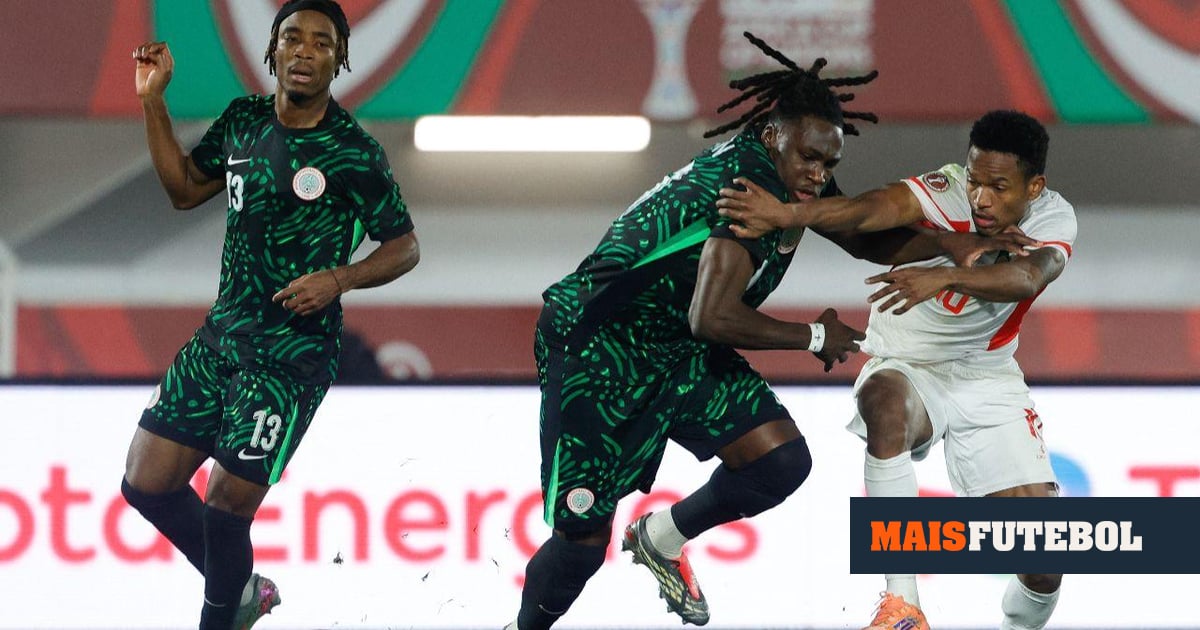 CAN: Nigéria goleia Moçambique e Geny Catamo cai nos «oitavos»
