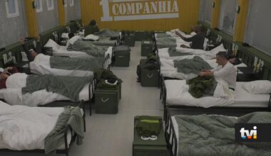 Ainda nem tocou o som da Alvorada e Noélia já está de pé - TVI