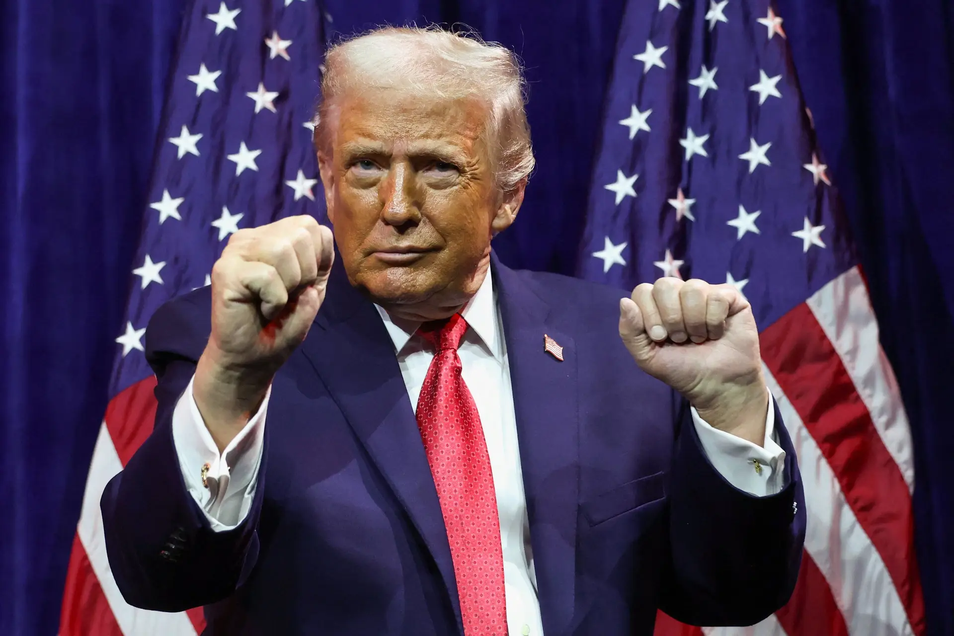 Trump e conselheiros estão a avaliar opções para “adquirir” a Gronelândia