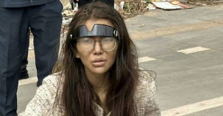 Influenciadora chinesa vítima de tráfico humano encontrada em mau estado e a viver na rua no Camboja