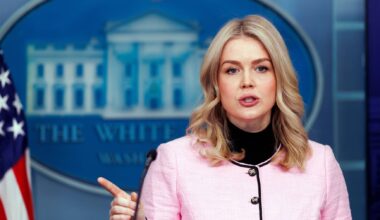 Decisões na Venezuela “vão continuar a ser ditadas” pelos Estados Unidos, diz porta-voz da Casa Branca - Expresso