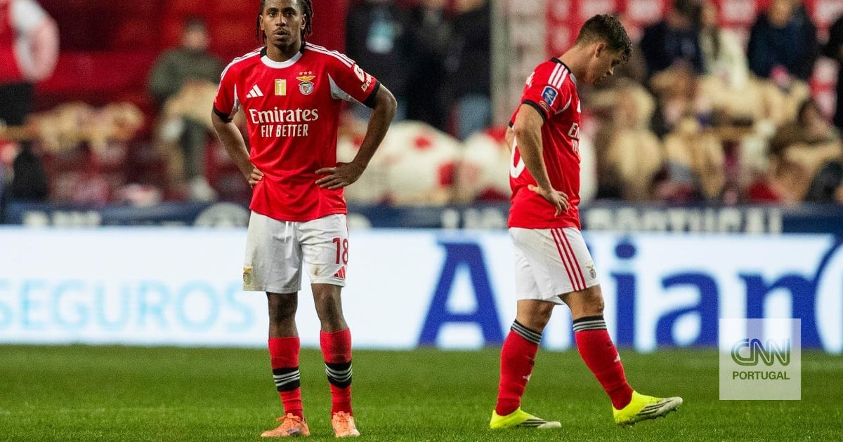 Plantel do Benfica passa noite no Seixal: «Que não durmam e pensem muito»