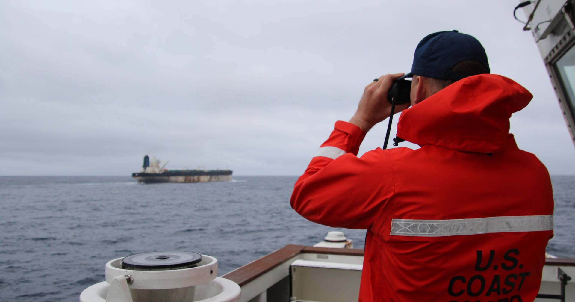 EUA apreendem petroleiro com bandeira russa ligado à Venezuela