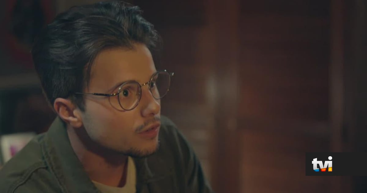 Amor à Prova: André dá uma grande lição a Cris - Novelas