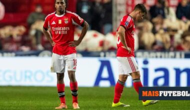 FOTO: adeptos do Benfica exibem tarja na Luz após eliminação na Taça da Liga
