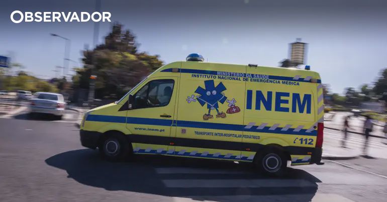 Idosa morreu em Sesimbra. Ambulância veio de Carcavelos – Observador