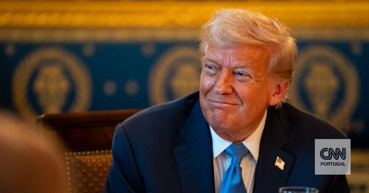 Trump diz que "seria uma grande honra" se Corina Machado lhe desse o Prémio Nobel, até porque foi "embaraçoso para a Noruega" não fazê-lo