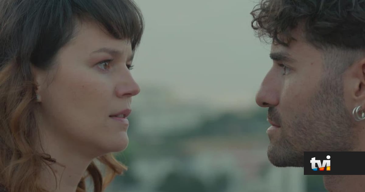 Amor à Prova: Sara pede Cris em casamento - Novelas