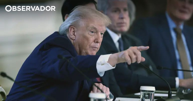 Trump quis chegar primeiro que a Rússia e China – Observador
